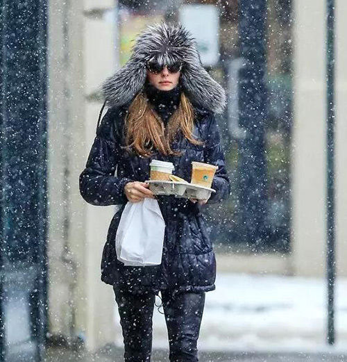 科普一下帽子怎么戴才美？